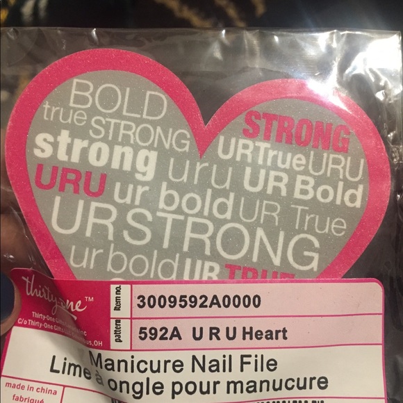 SOLD...Thirty One Butterfly Swirl Thermal Tote - Picture 4 of 5